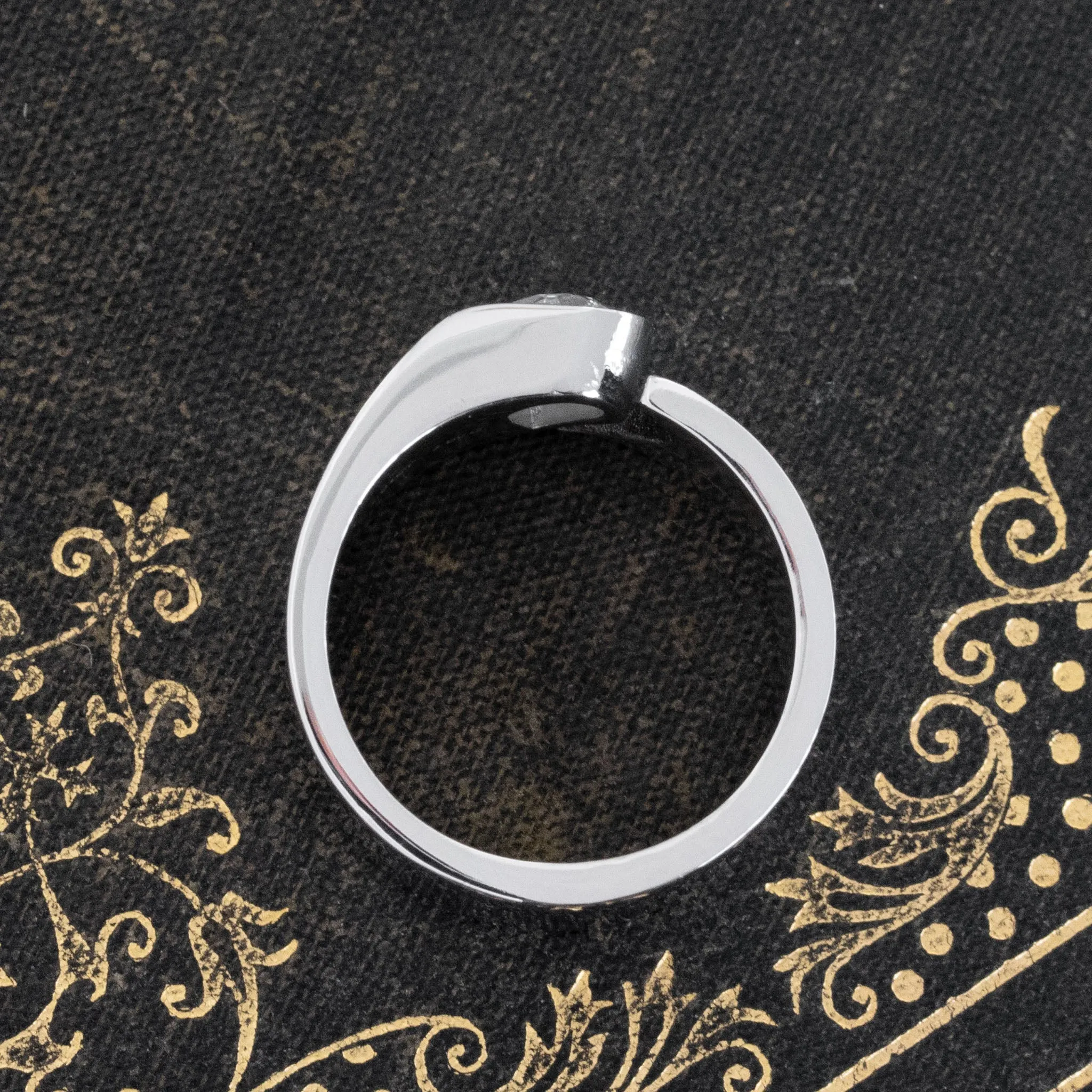 1.01ct Pear Cut Diamond Open Cigar Band, GIA E