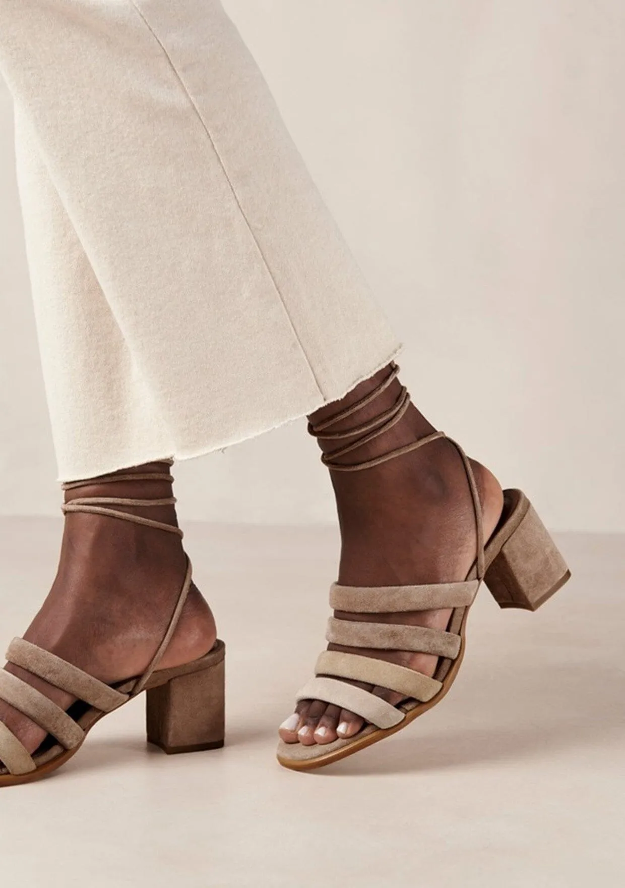 ALOHAS Letizia Suede Heel Sandals
