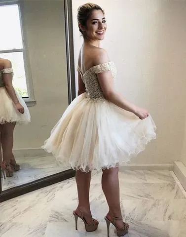 Anneprom A-line Off-the-shoulder Homecoming Dresses Lace Short Prom Dress Cocktail Dress APH0082