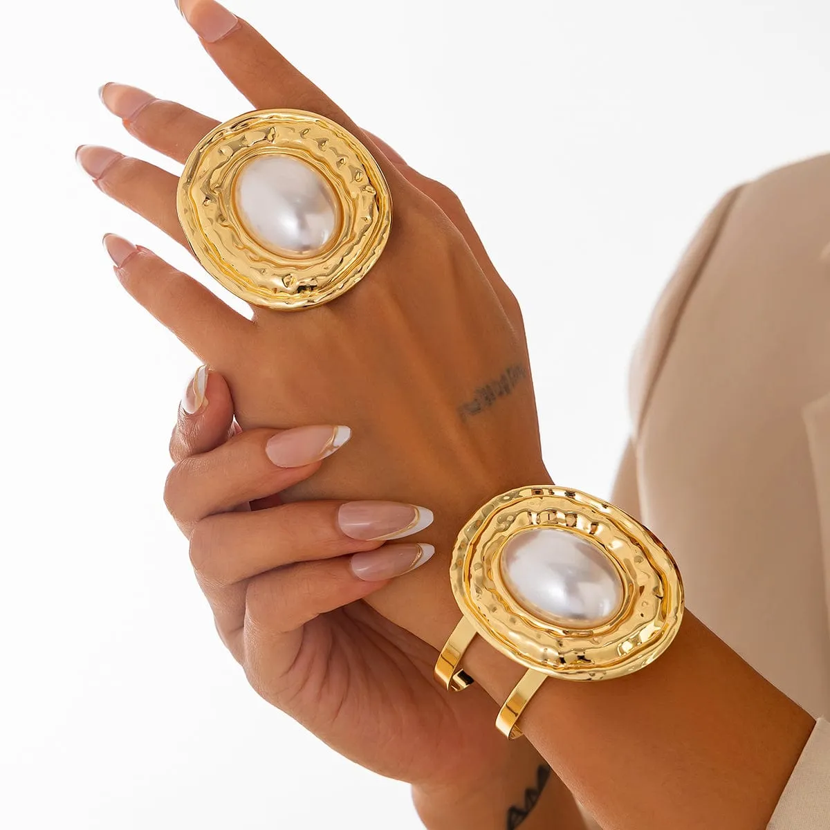 Baroque Chunky Pearl Inlaid Textured Oval Open Ring Bangle Bracelet Set