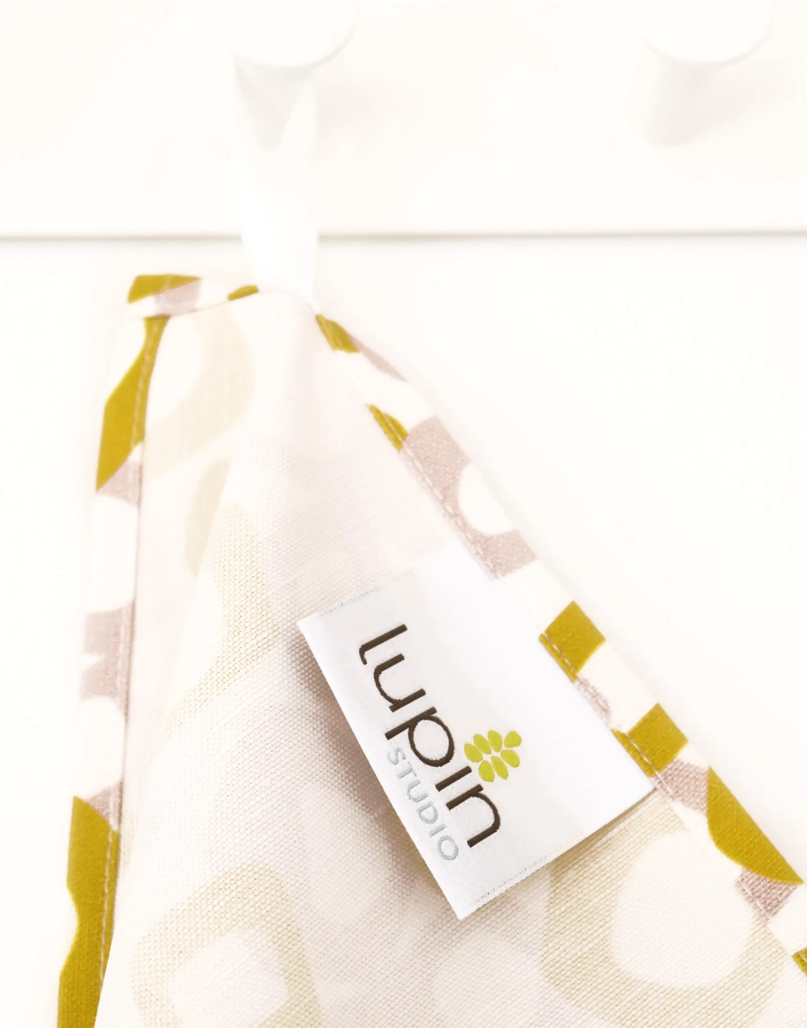 Bow Linen Cotton Tea Towel (18.5x25) – Mustard