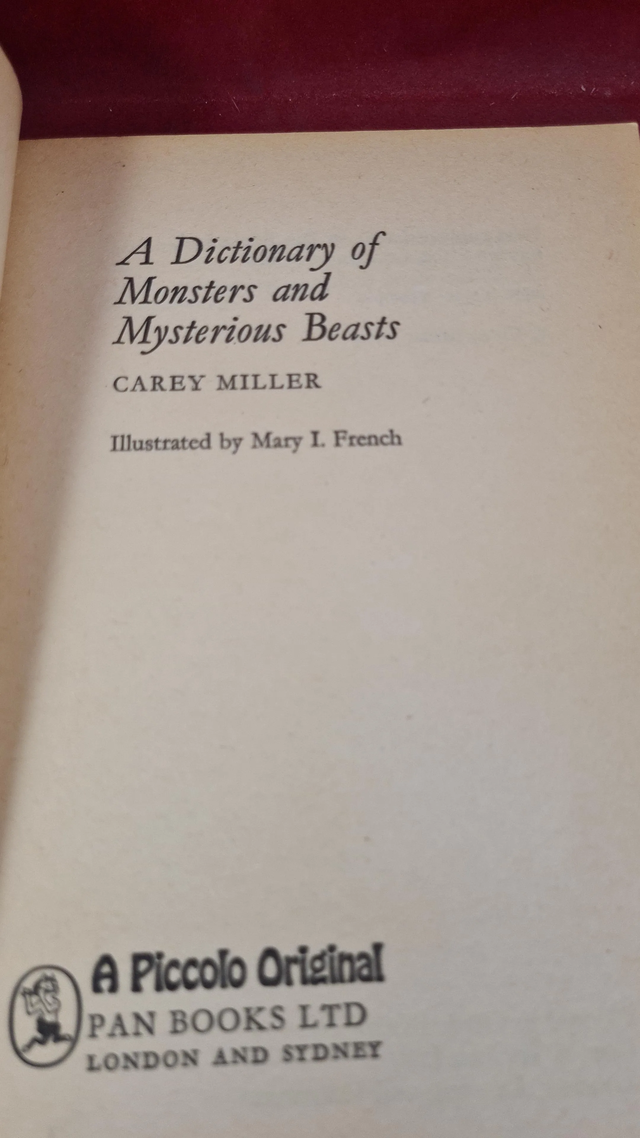 Carey Miller - A Dictionary of Monsters & Mysterious Beasts, Piccolo, 1974, Paperbacks