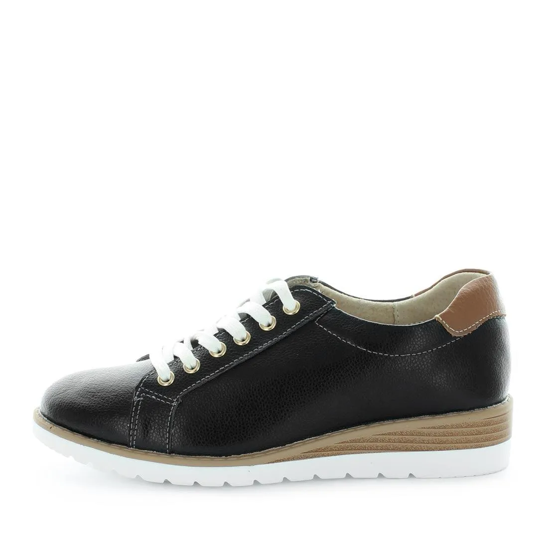 Casita Sneakers
