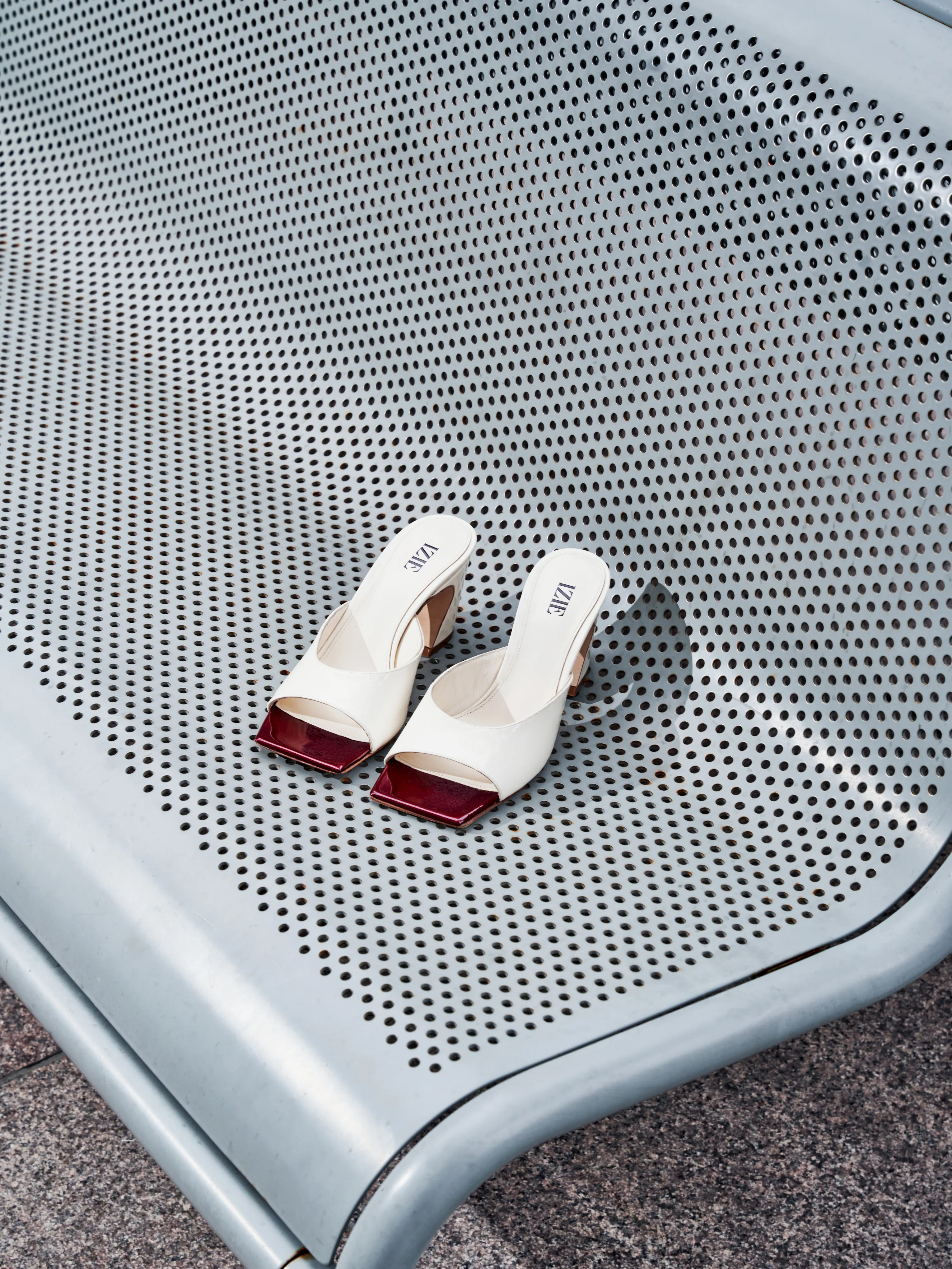 Chester Mule in Off-White