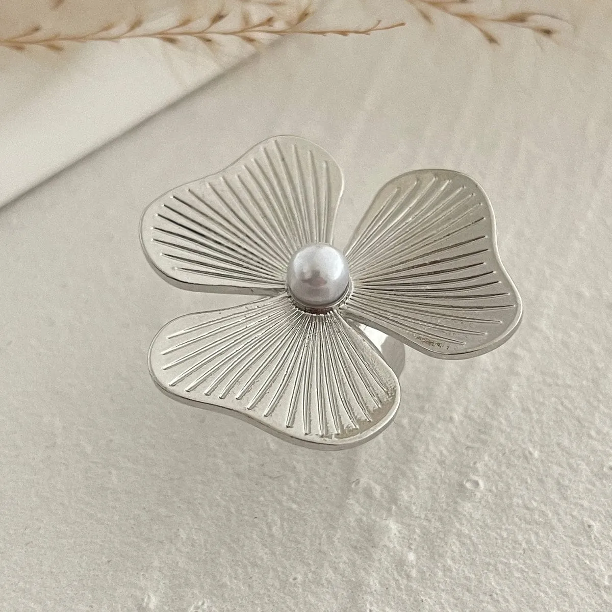 Chunky Gold Silver Tone Irregular Pleated Square Flower Pearl Open Ring Set