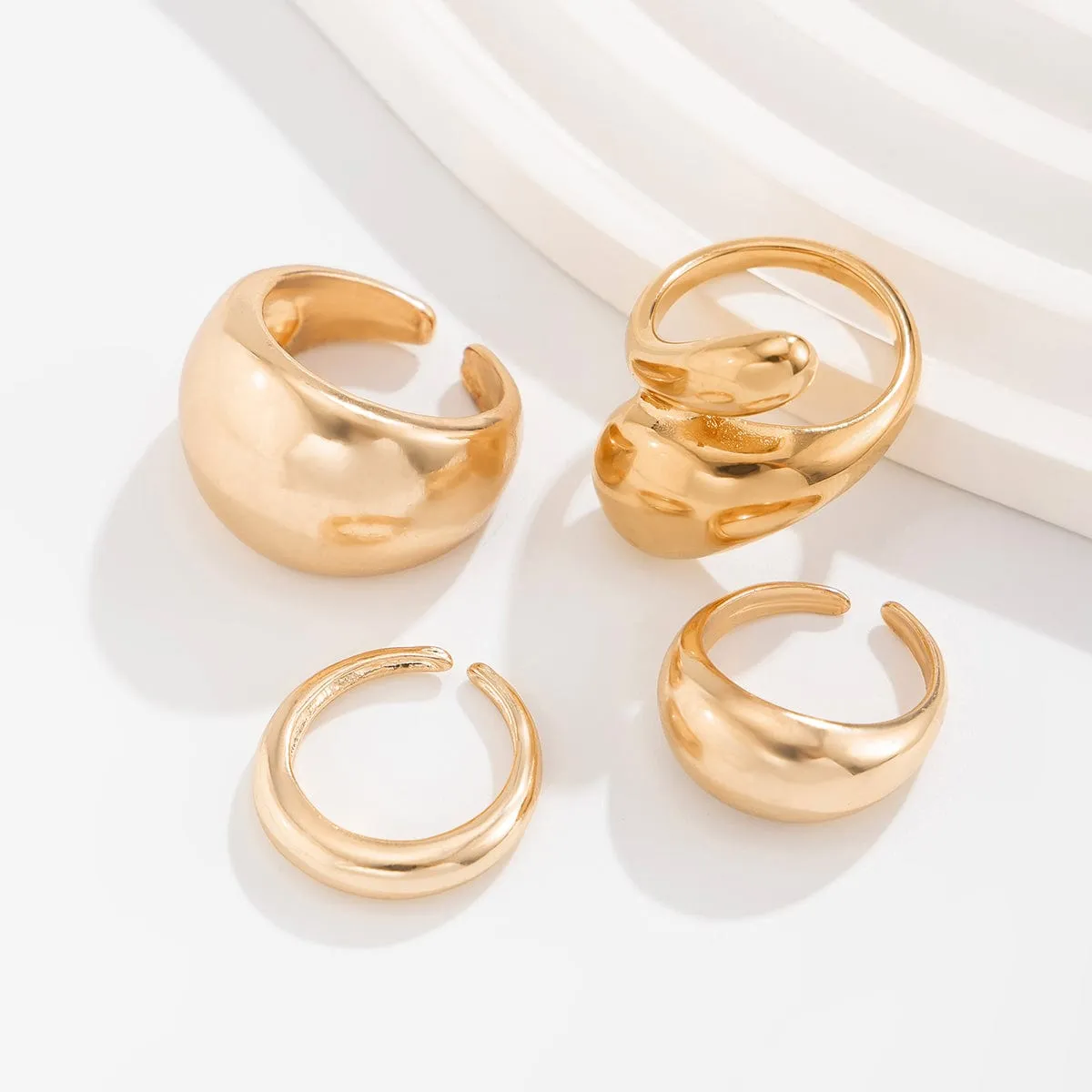 Classic 4pcs Gold Tone Chunky Stackable Ring Set