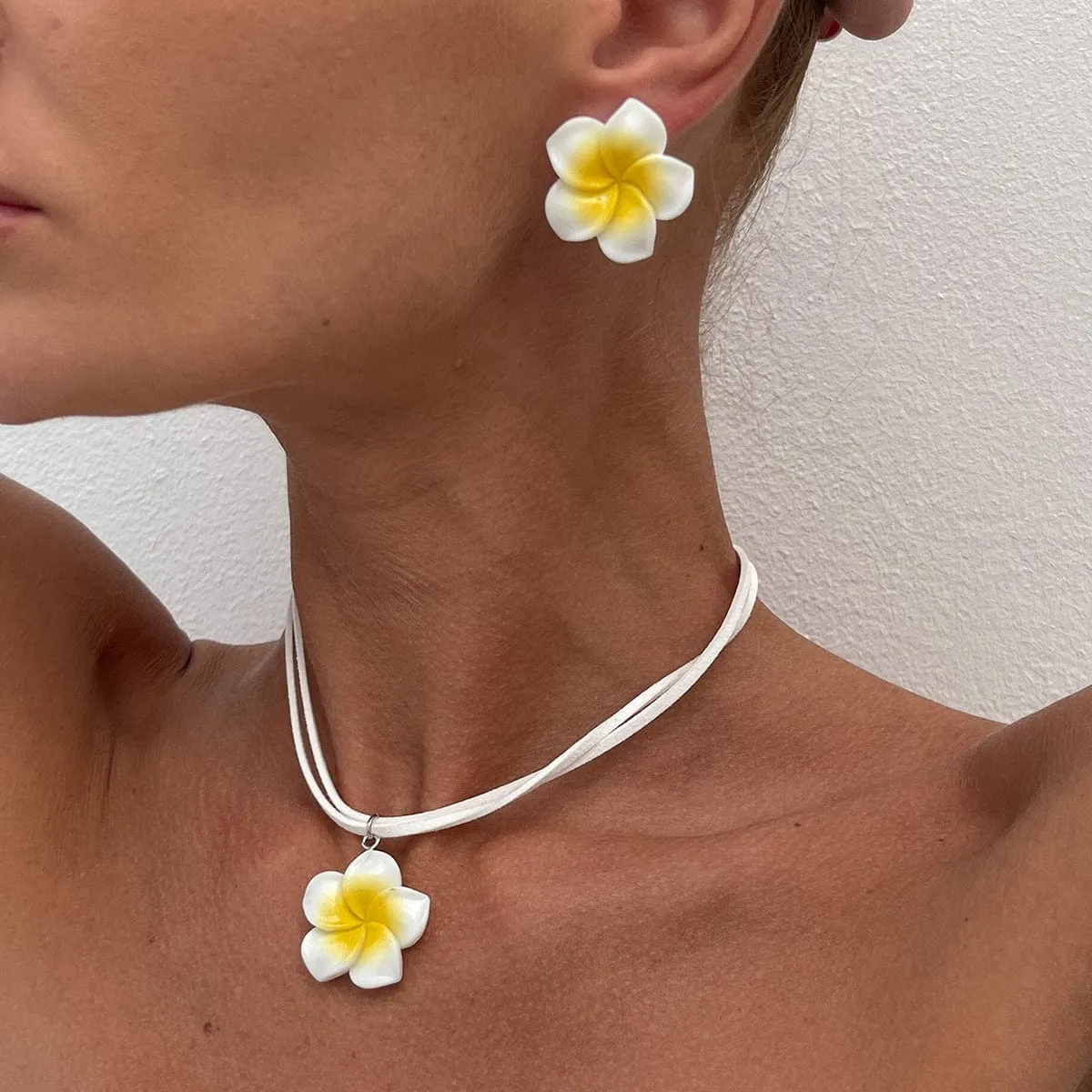 Colorful Flower Velvet Necklace Earrings Set