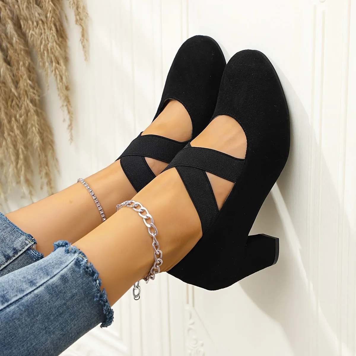 Comfortable Chunky Heel Round Toe Pumps - Chic High Heels with Elastic Band