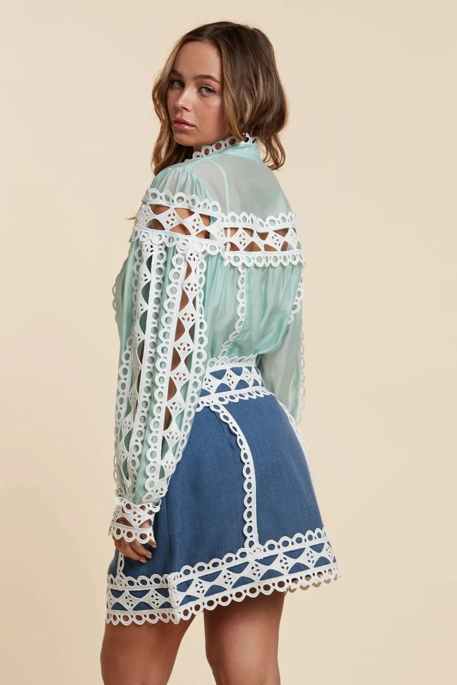 CONTEMP TOP AND MINI SKIRT
