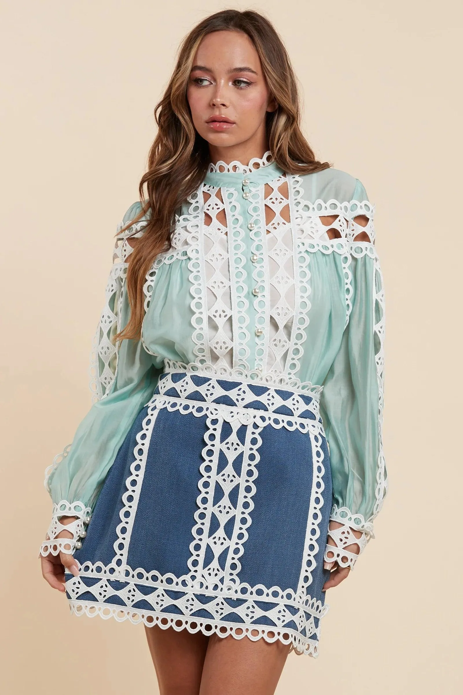 CONTEMP TOP AND MINI SKIRT
