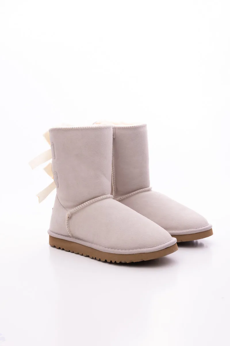 Double Ballet Ribbon Bow Suede Shearling Boots - Ivory