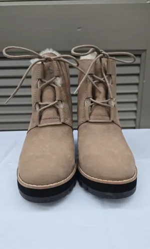 EILEEN FISHER Size 7.5 Booties