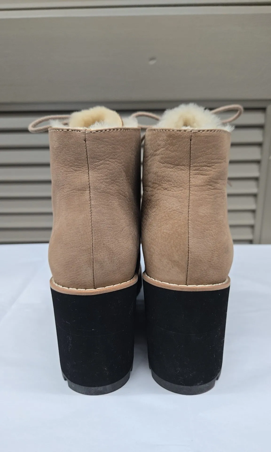 EILEEN FISHER Size 7.5 Booties