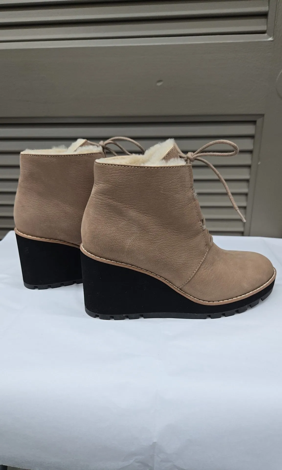 EILEEN FISHER Size 7.5 Booties