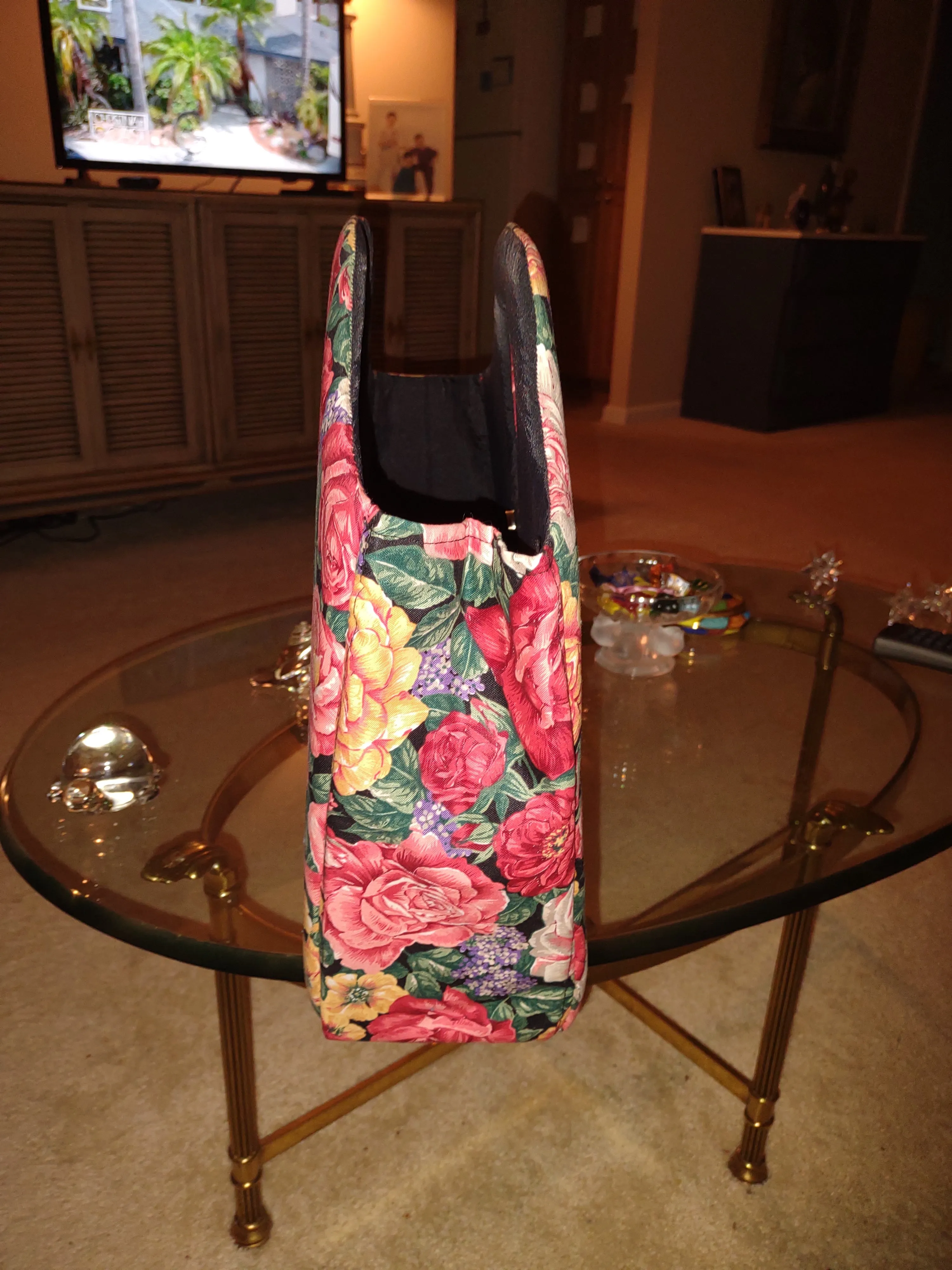 Elegant and Chic Going Out Assemble Caribbean style. Complete set. Purse handmade in Haïti.