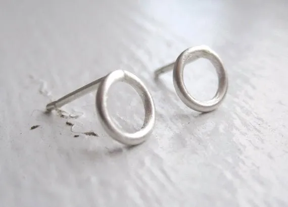 Elegant and Understated Hand-Made Open Circle Stud Earrings - 0034