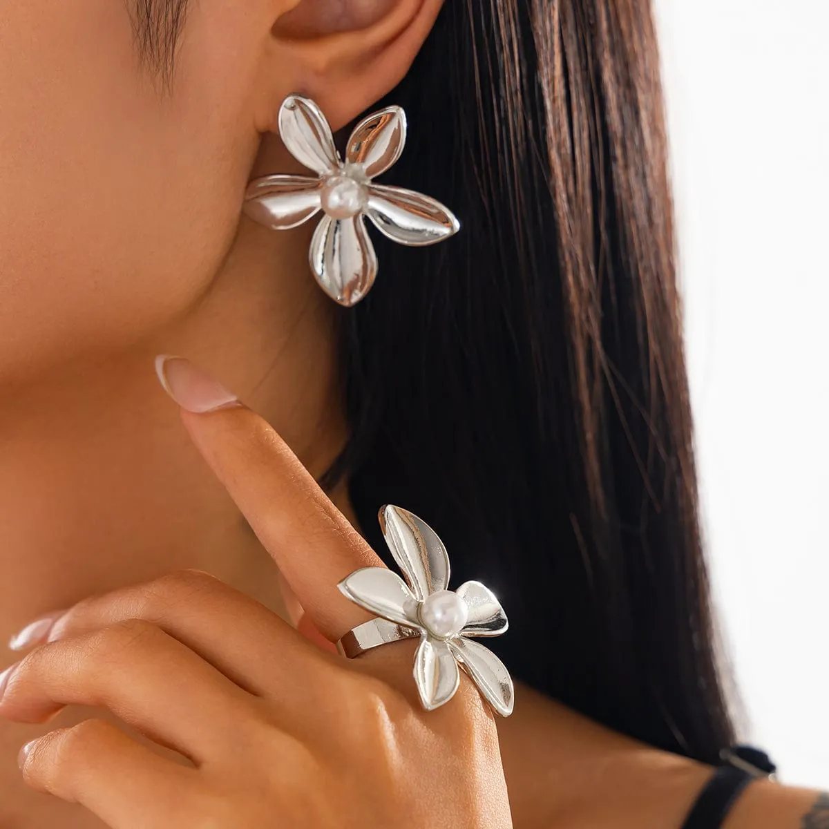 Elegant Gold Silver Tone Pearl Flower Earrings Ring Set