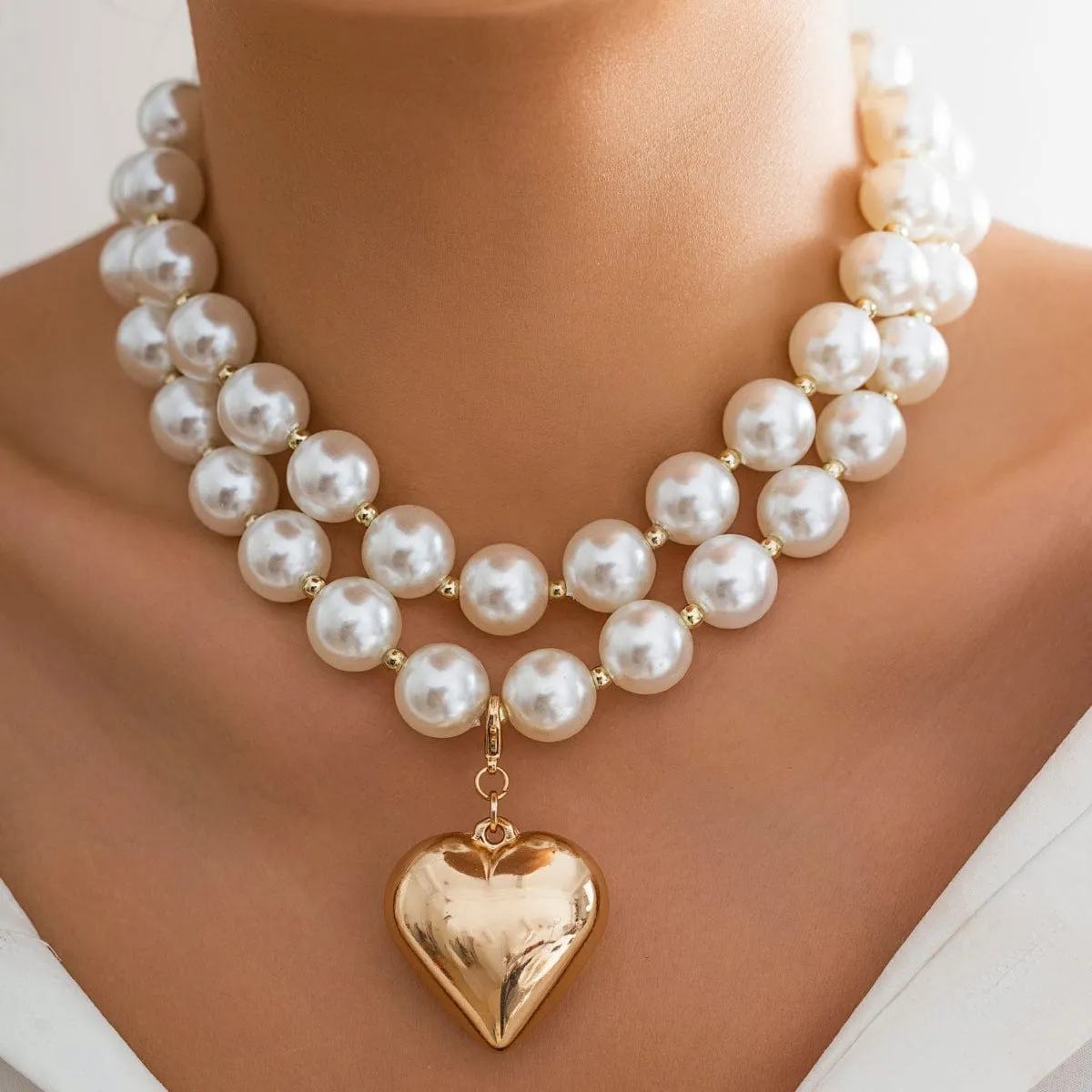 Elegant Layered Heart Pendant Chunky Pearl Chain Choker Necklace Set