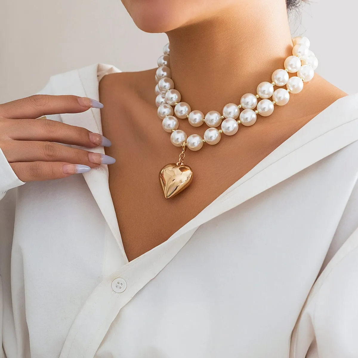 Elegant Layered Heart Pendant Chunky Pearl Chain Choker Necklace Set