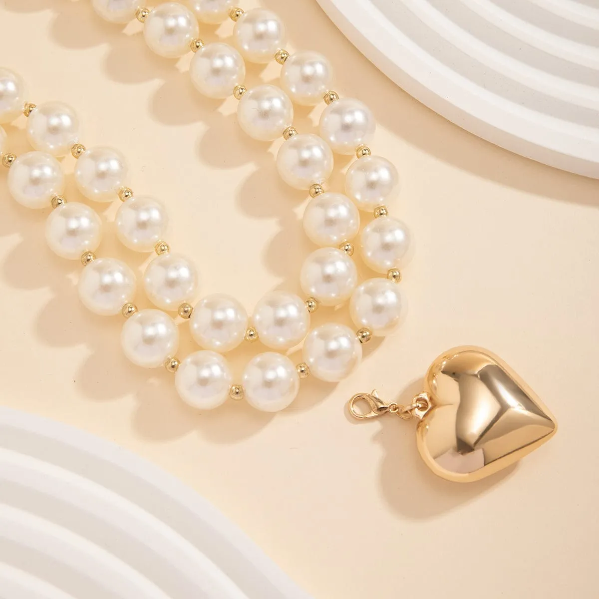 Elegant Layered Heart Pendant Chunky Pearl Chain Choker Necklace Set
