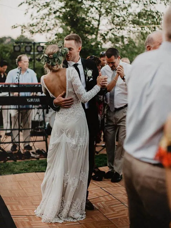 Exquisite Lace Wedding Dress Long Sleeve Open Back Rustic Wedding Dress Bridal Gown CP027