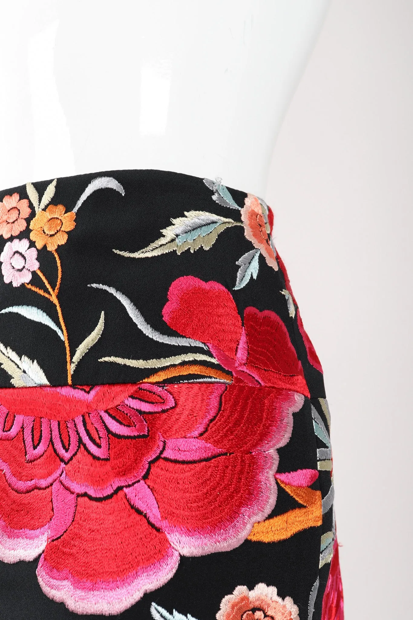 Floral Embroidered Piano Skirt
