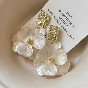 French Style Chunky Flower Dangle Textured Square Earrings