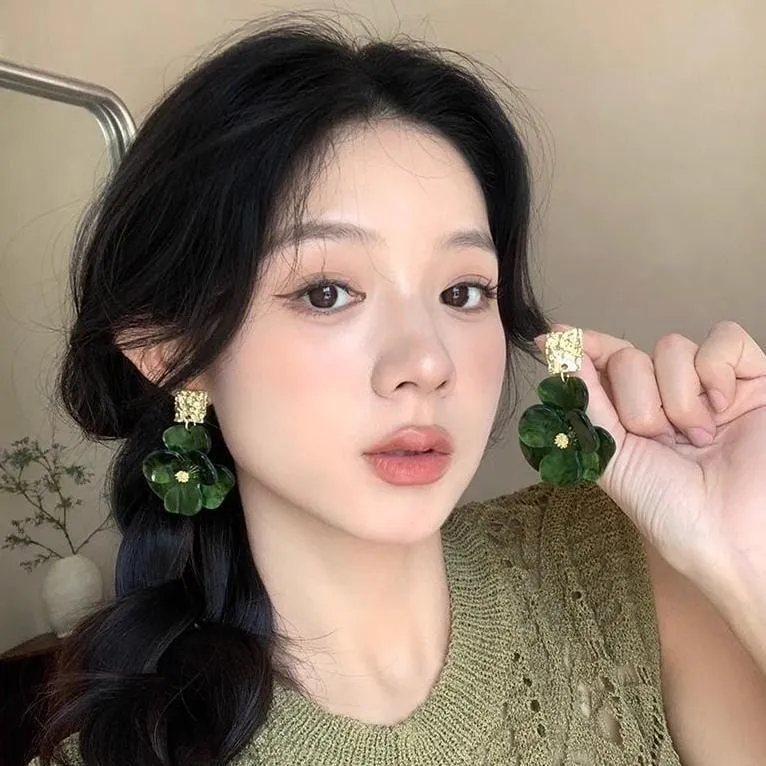 French Style Chunky Flower Dangle Textured Square Earrings