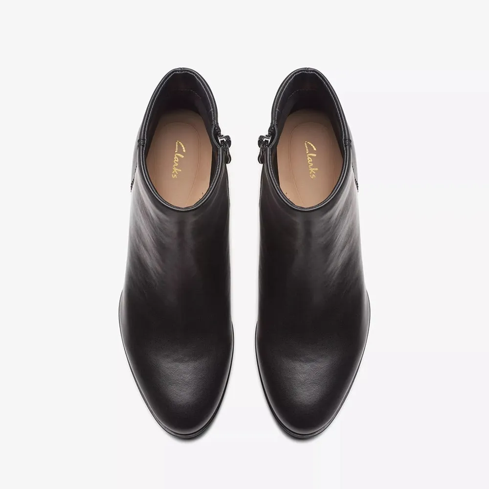 Freva55 Zip (Black Leather)