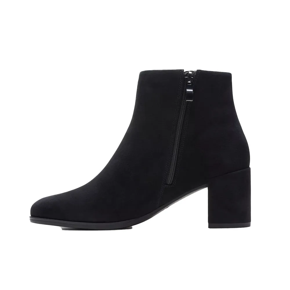 Freva55 Zip (Black Suede)