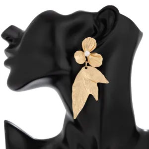 Geometric Chunky Pearl Floral Dangling Leaf Earrings
