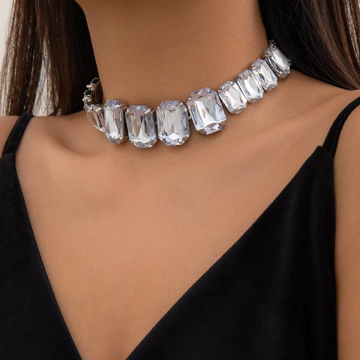 Geometric Chunky Rhinestone Inlaid Chain Necklace