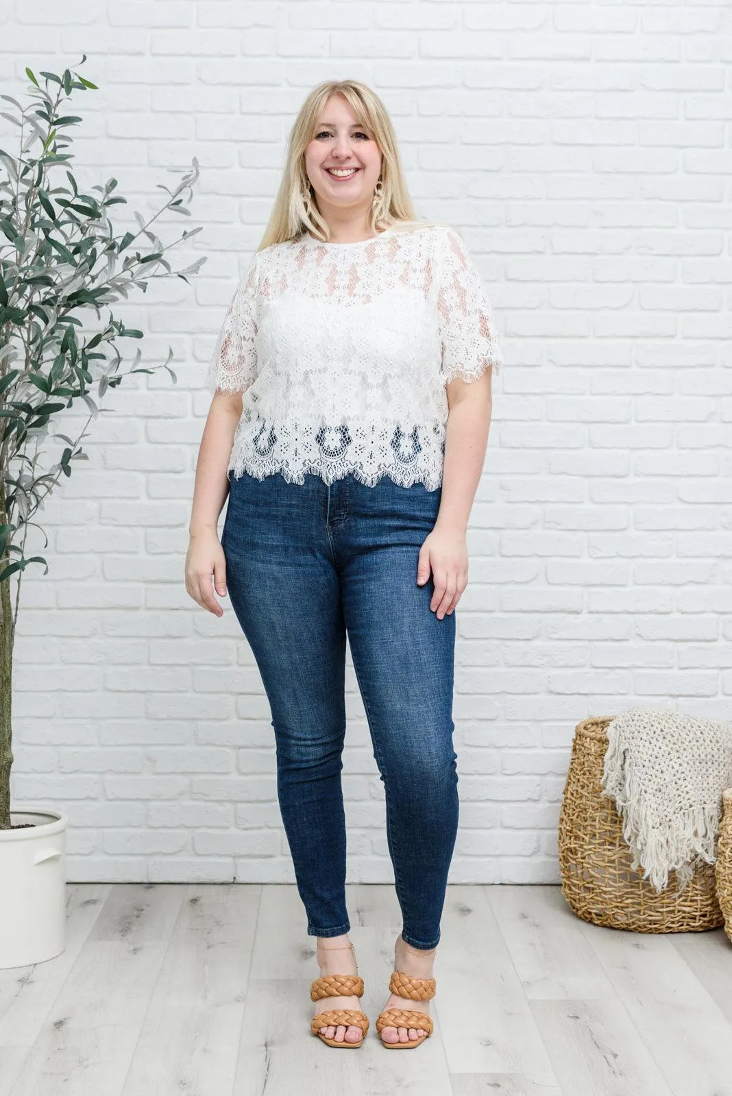 Hazel Blues® | Lace of My Heart Top