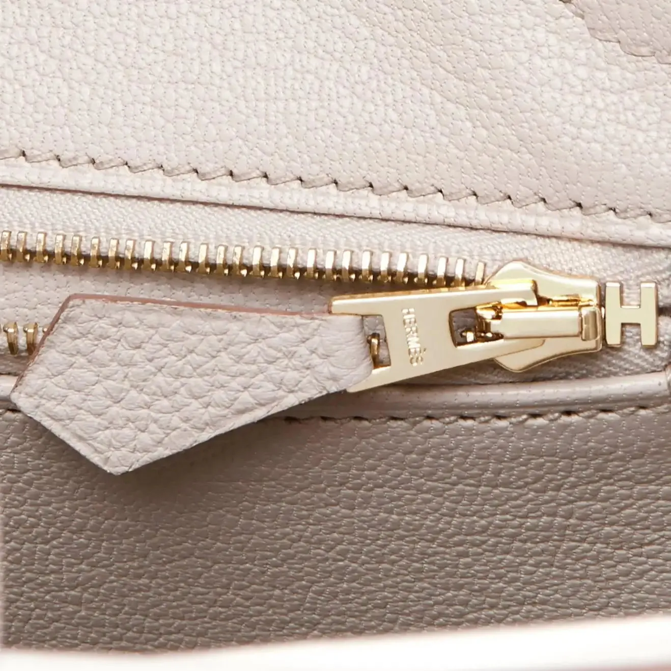 Hermes Beton 25cm Togo Gold Hardware Off White Baby Birkin Bag U Stamp, 2022