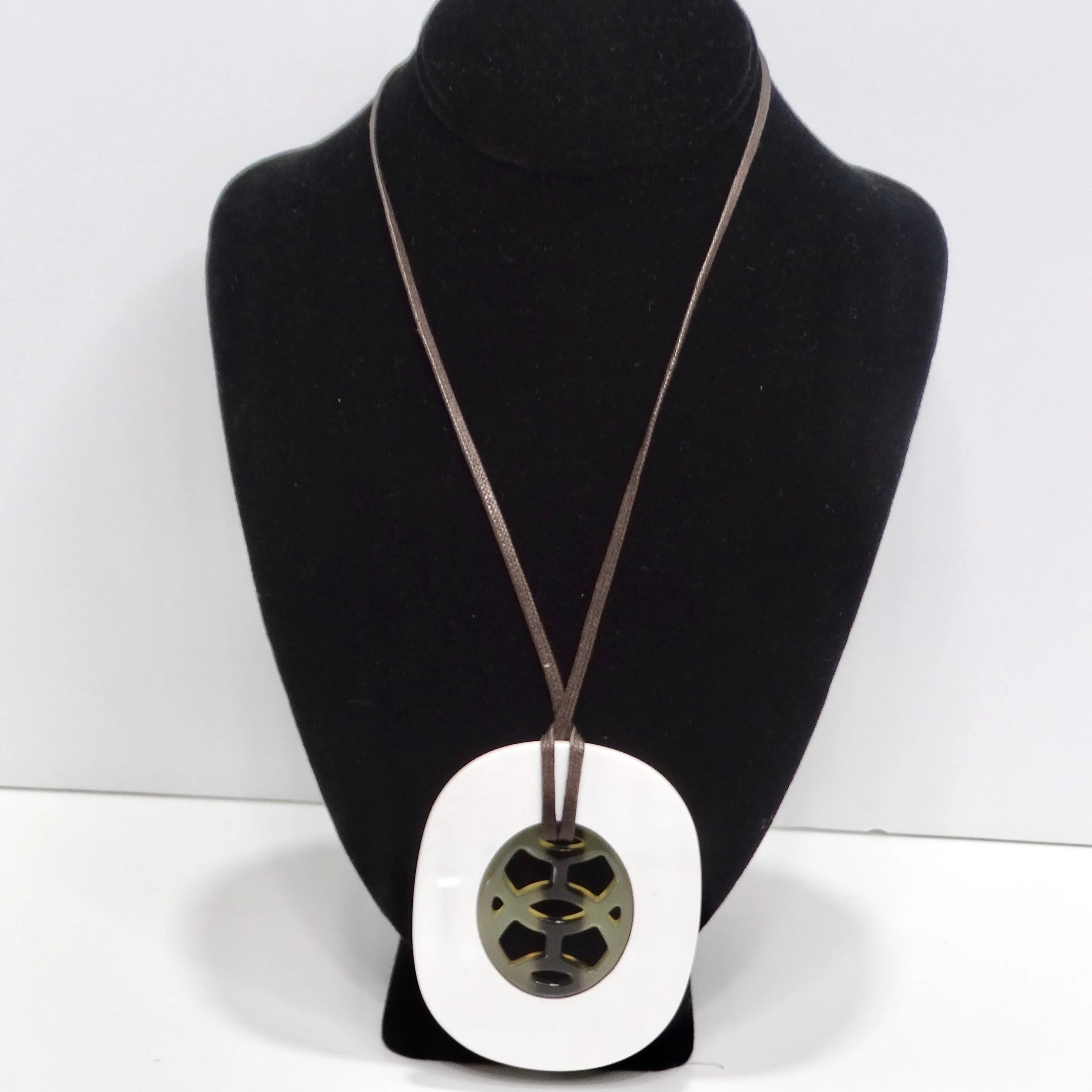 Hermes Buffalo Horn Lacquer Lift Necklace