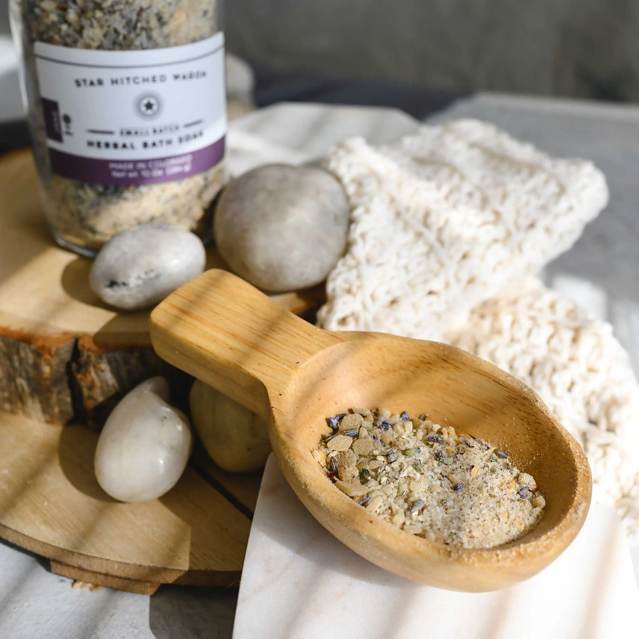 Jane 4 Ounce Herbal Bath Soak Pouch