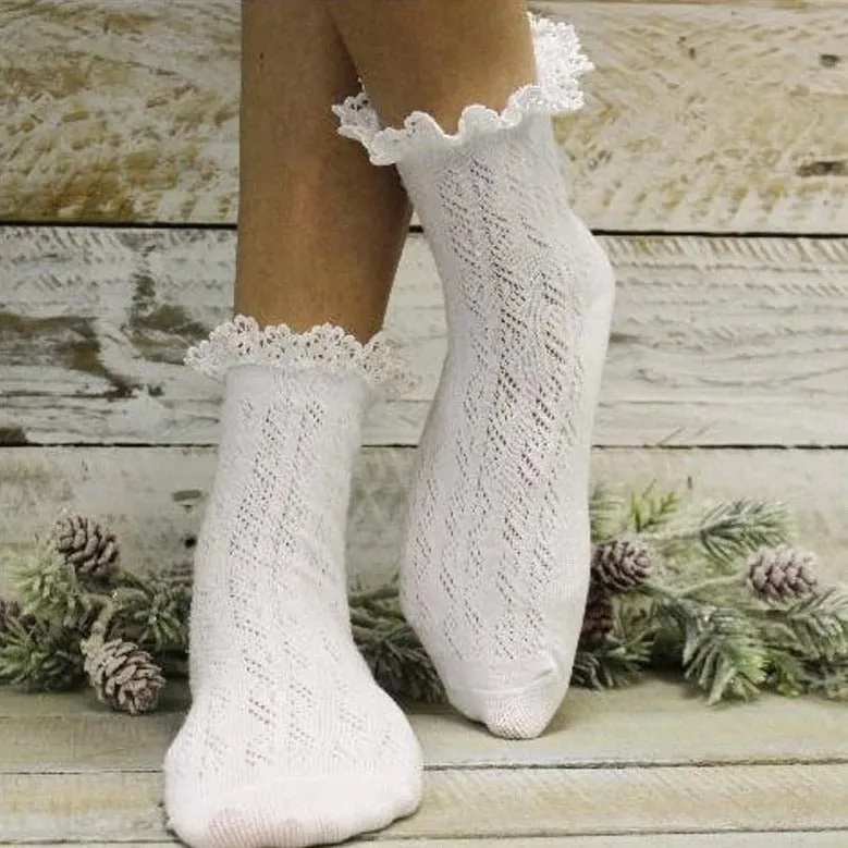 LACE crochet lace ankle socks - white