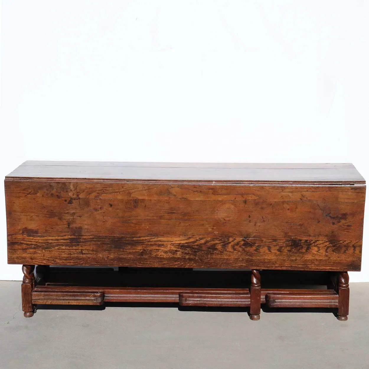 Large English William and Mary Oak Drop-Leaf Gateleg Dining Table