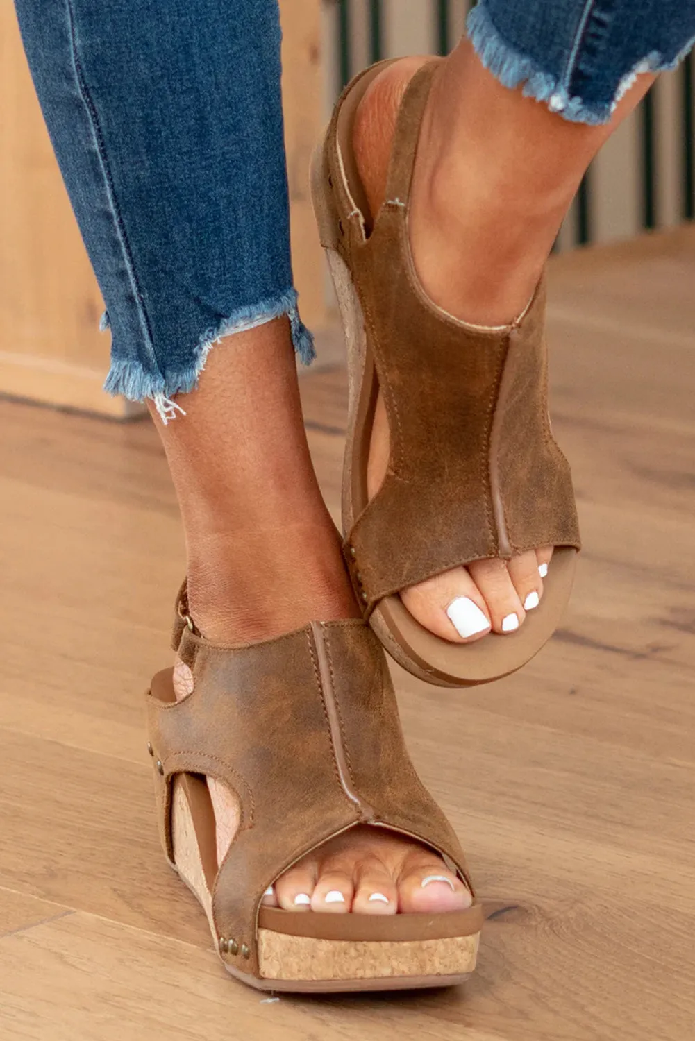 Leather Stitching Studded Wedge Sandals