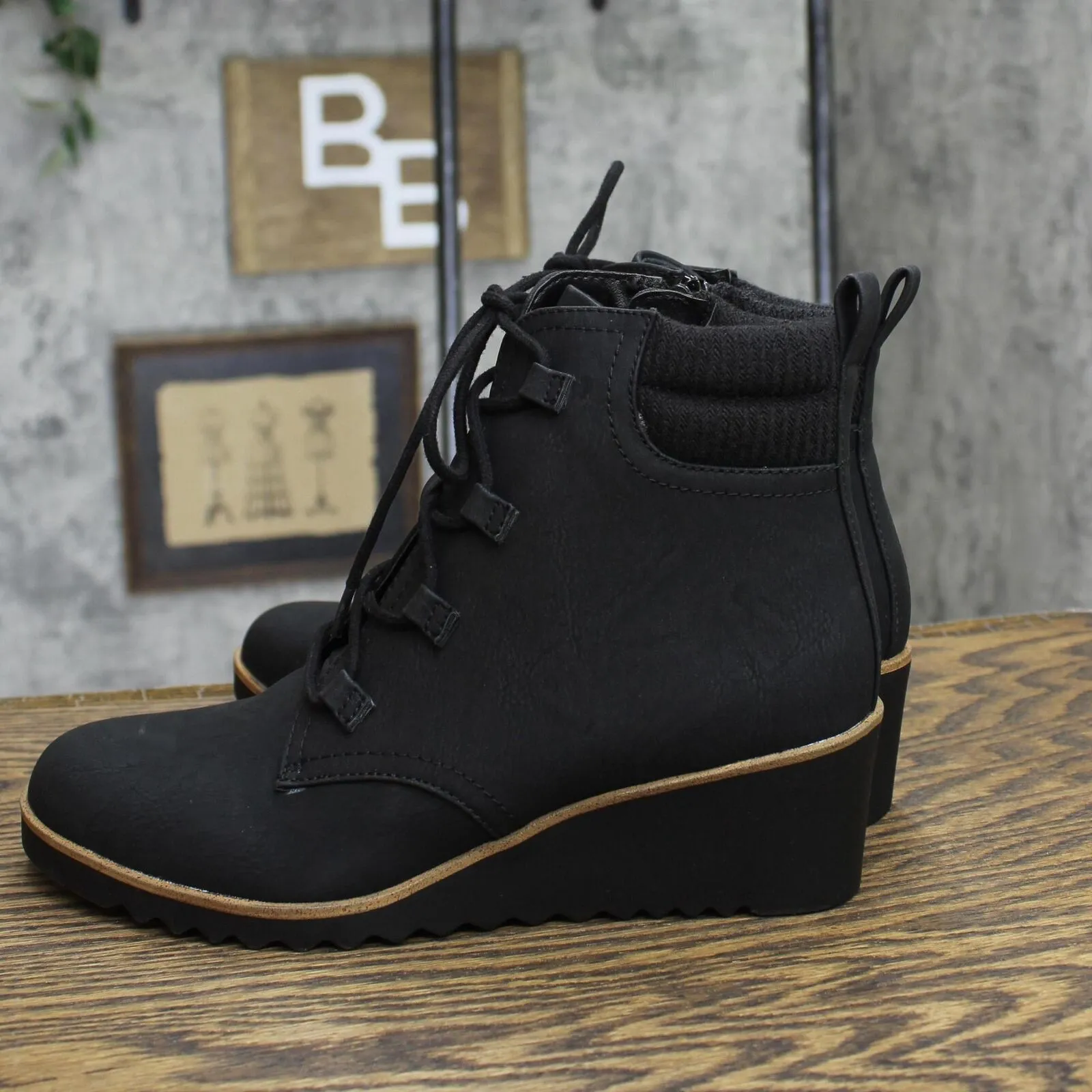 Lifestride Womens Zone Ankle Boot H6611M2 Black 8M