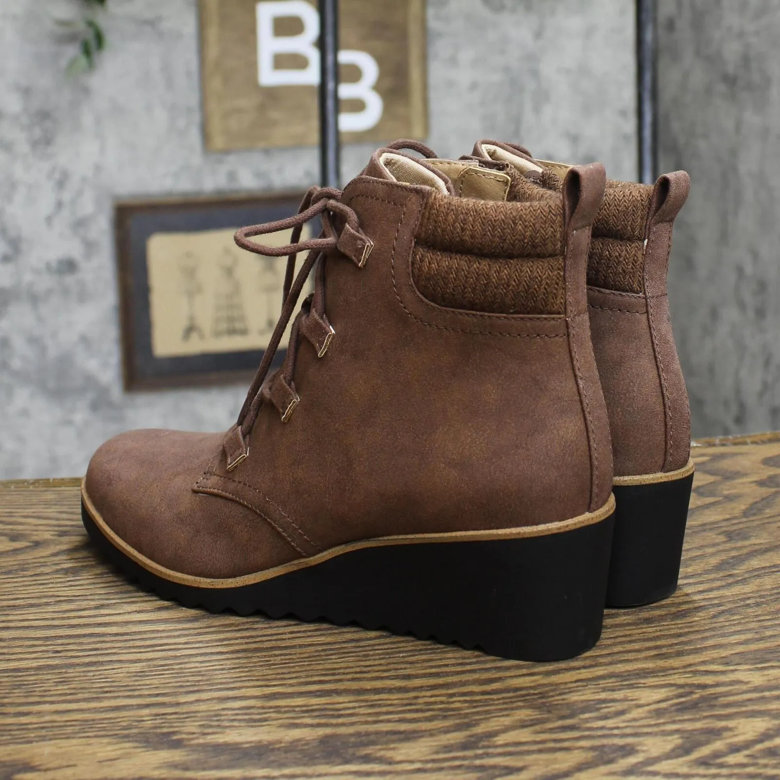 Lifestride Womens Zone Ankle Boot H6611M2 Dark Tan Brown 8M