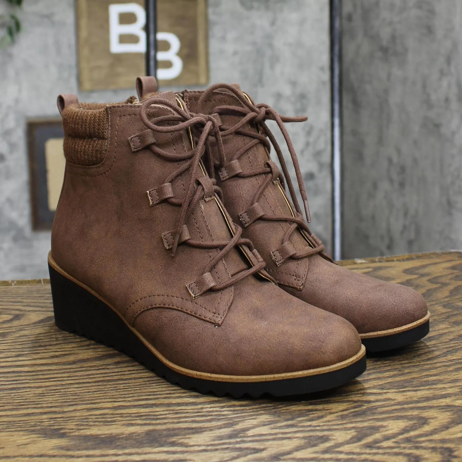 Lifestride Womens Zone Ankle Boot H6611M2 Dark Tan Brown 8M