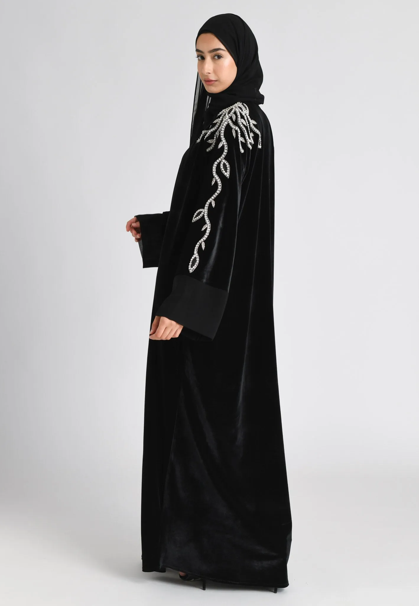 Luxury Onyx Black Velvet Open Abaya