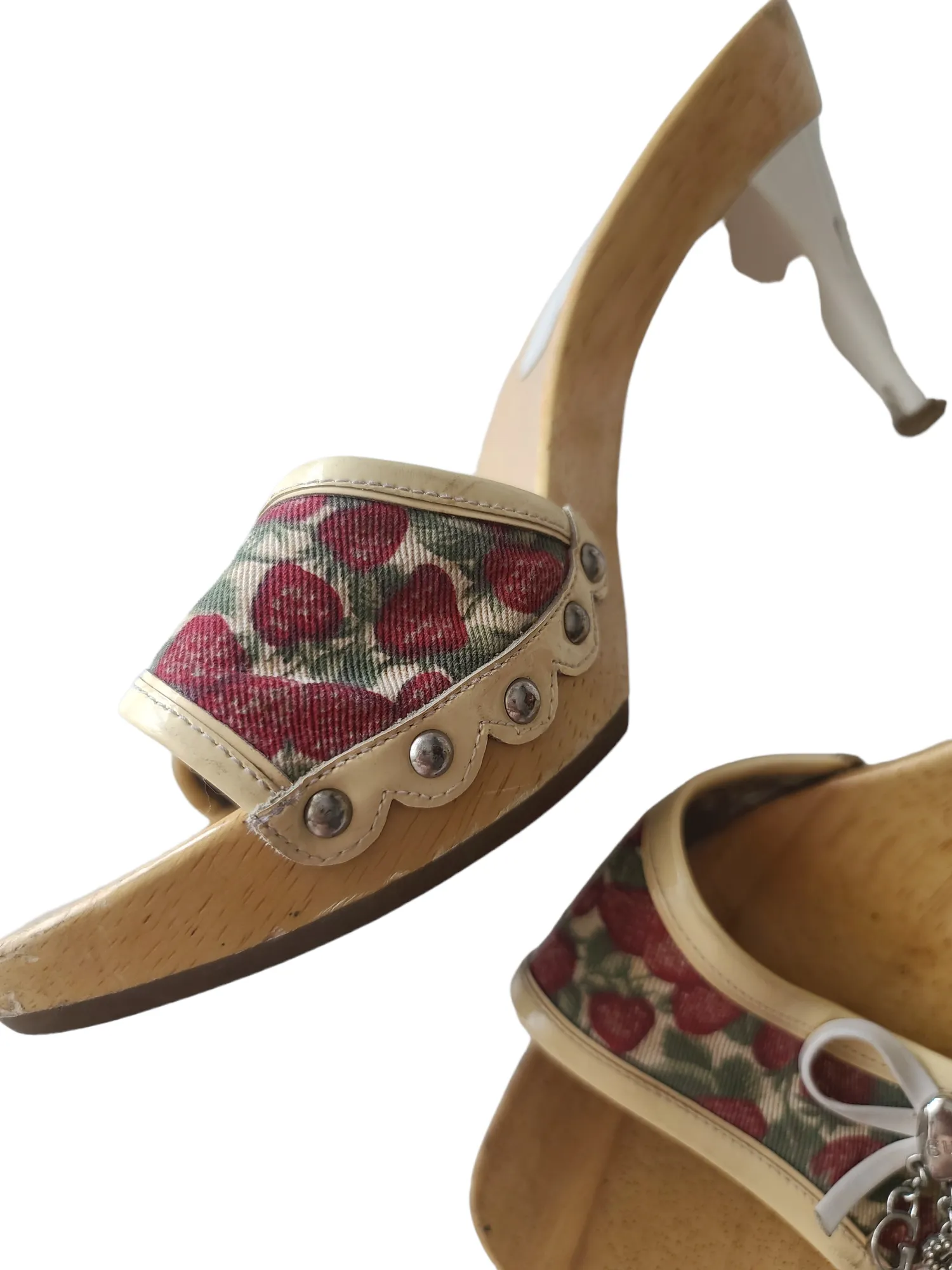 Mules y2k strawberry Guess mcbling