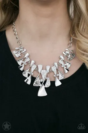 Paparazzi The Sands of Time Necklace Silver
