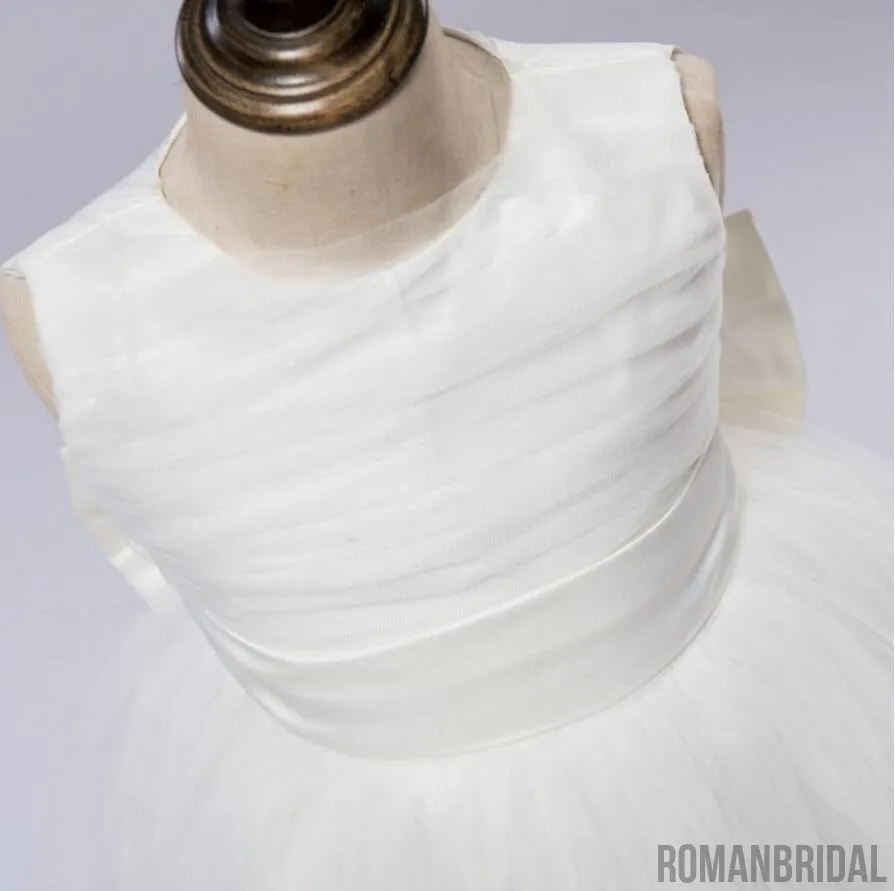Pure white small dress, round neck sleeveless Big bow on the back, Pleats on the cute Flower Girl Dress, FG0103