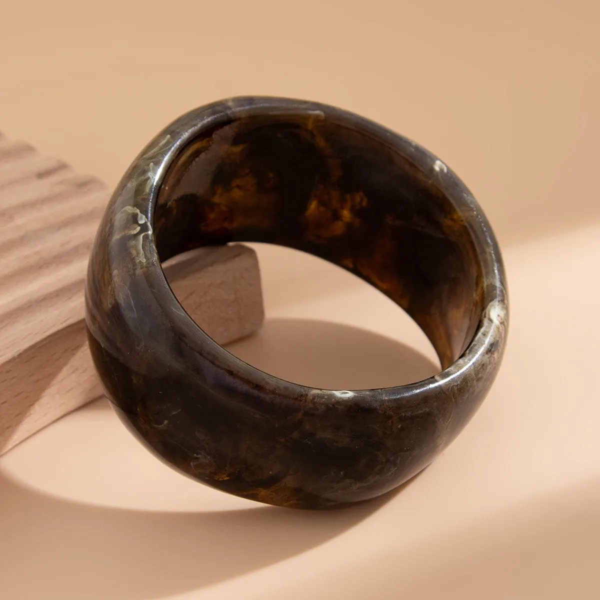 Retro Irregular Gradient Resin Wide Cuff Bangle Bracelet