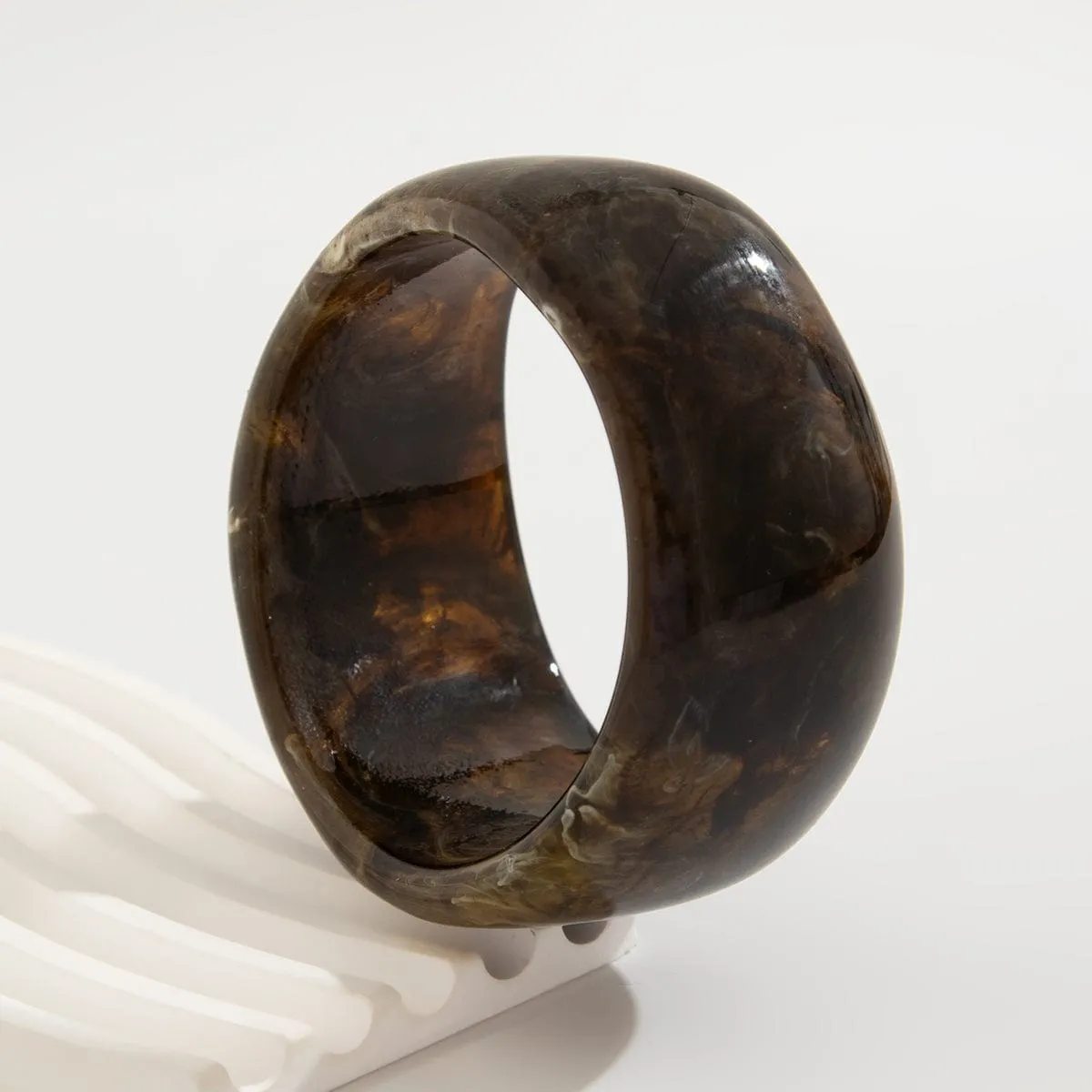 Retro Irregular Gradient Resin Wide Cuff Bangle Bracelet
