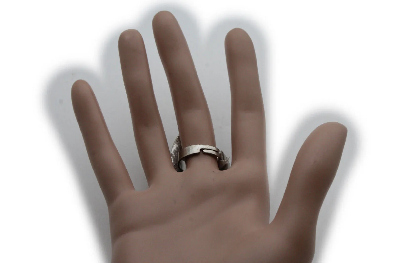 Silver Metal Cross Flowers Long Oval Shape Ring Fashionable Elegant Jewelry