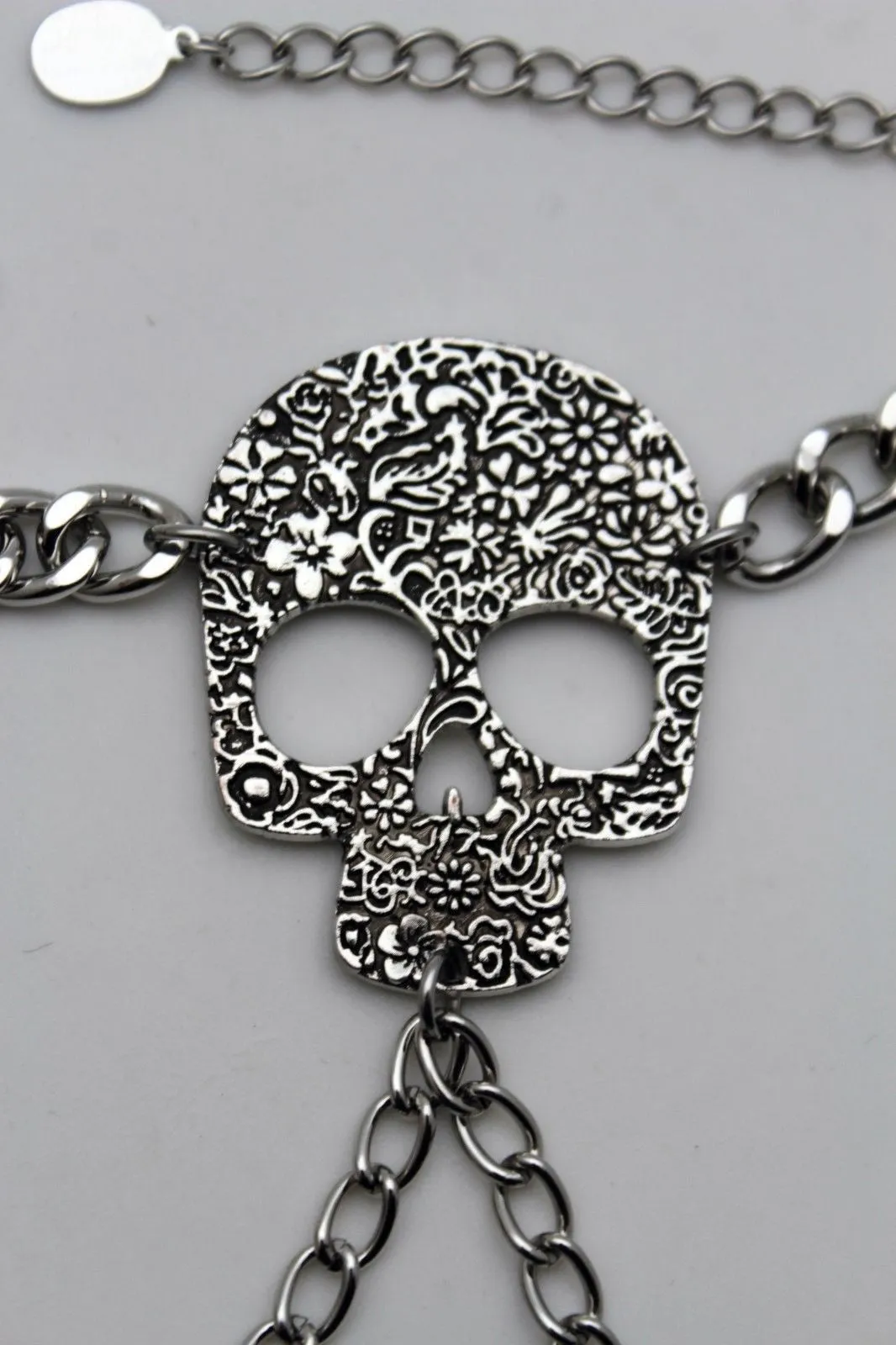 Silver Metal Hand Chain Bracelet Skeleton Skull Charm Halloween